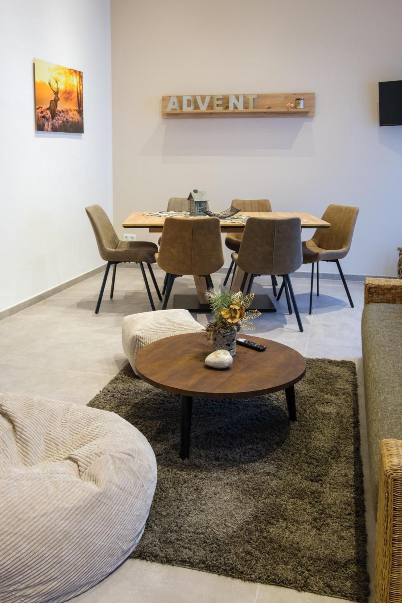 Terraluna Holiday home *